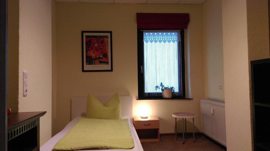 Pension Remenar & Lorenz Zeithain Habitación foto